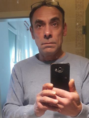Gábor, 53 éves soproni társkereső férfi profil fotója