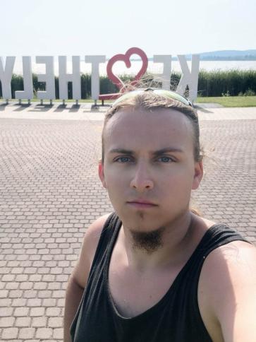 Dominik, 25 éves Budapest XXII. kerületi társkereső férfi profil fotója Dominik, 25 éves Budapest XXII. kerületi társkereső férfi profil fotója