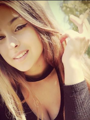 Mira, 26 éves kaposvári társkereső nő profil fotója