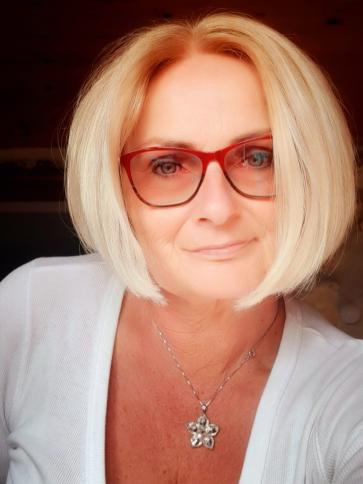 Ibi, 55 éves sótonyi társkereső nő profil fotója