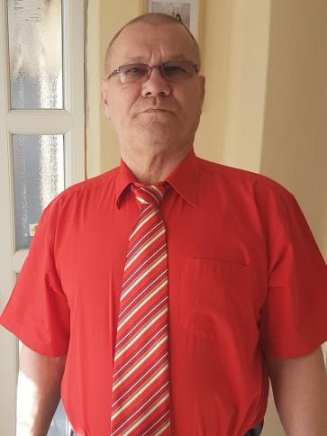Károly, 64 éves nagyhegyesi társkereső férfi profil fotója