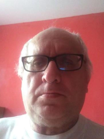 Zoltán, 69 éves veszprémi társkereső férfi profil fotója