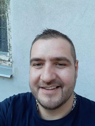 György, 42 éves kétegyházai társkereső férfi profil fotója
