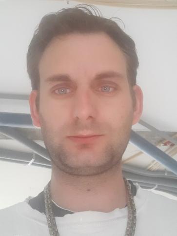 Gábor, 39 éves bükkösdi társkereső férfi profil fotója