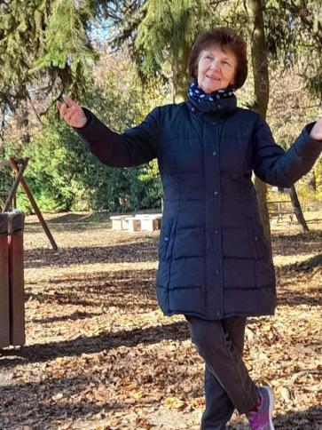 Ági, 71 éves egri társkereső nő profil fotója