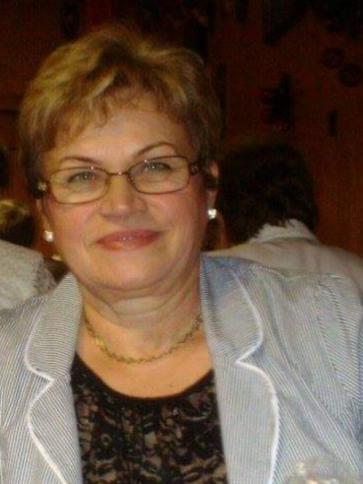 Sarolta, 70 éves nyírpazonyi társkereső nő profil fotója