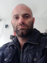 Sziasztok! Tomi vagyok. Igényes lajosmizsei párkereső nőt keresek.