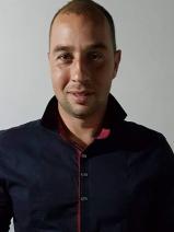 Sziasztok! Imre vagyok. Komoly perbáli párkereső nők jelentkezését várom.