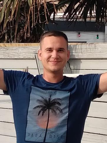 Martin, 25 éves tiszakeszi társkereső férfi profil fotója
