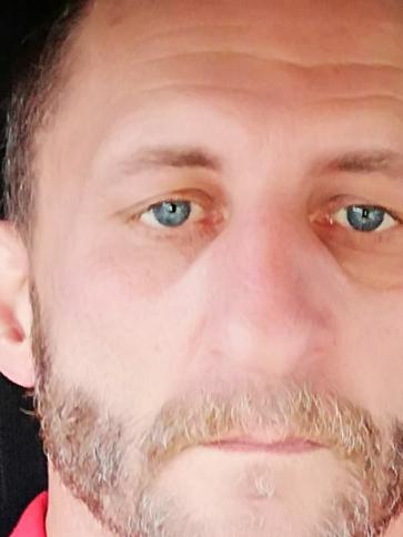 József, 49 éves sajószentpéteri társkereső férfi profil fotója