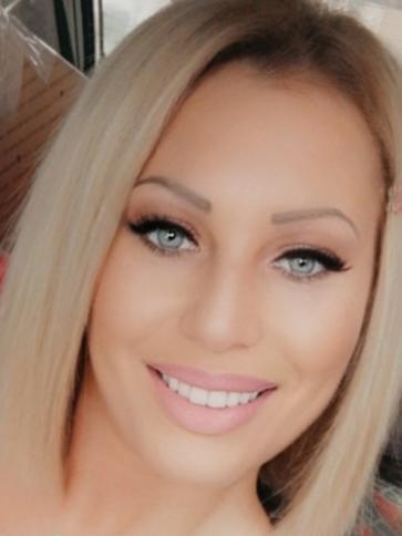 Nikolett, 34 éves fóti társkereső nő profil fotója