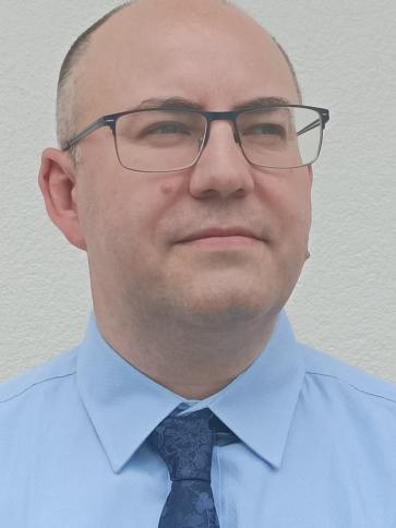 Krisztian, 46 éves erdőkertesi társkereső férfi profil fotója