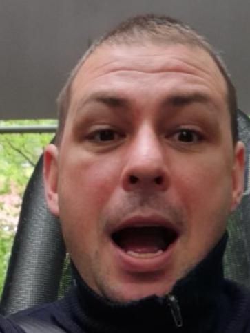 Krisztián, 42 éves dombóvári társkereső férfi profil fotója