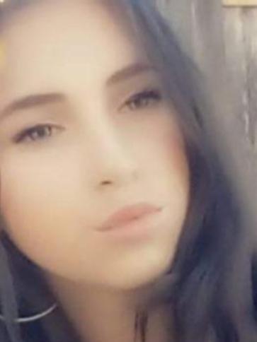 Rebeka, 23 éves bakonytamási társkereső nő profil fotója