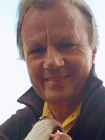 Tamás, 68 éves veszprémi társkereső férfi profil fotója