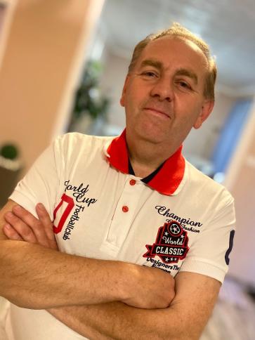 László, 57 éves isaszegi társkereső férfi profil fotója