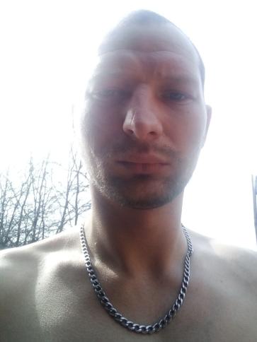 Jozsef, 38 éves kókai társkereső férfi profil fotója