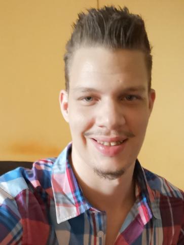 Roli, 30 éves sárospataki társkereső férfi profil fotója