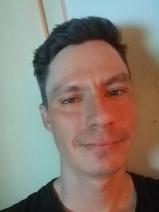 Sziasztok! Kornél vagyok. Komoly villányi párkereső nők jelentkezését várom.