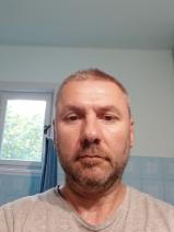 Sziasztok! Tamás vagyok. Komoly felsőlajosi párkereső nők jelentkezését várom.