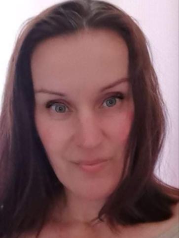 Mónika, 52 éves abádszalóki társkereső nő profil fotója Mónika, 52 éves abádszalóki társkereső nő profil fotója