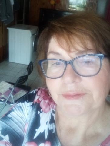 Erzsébet, 70 éves újlengyeli társkereső nő profil fotója