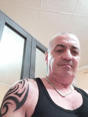 Ottó, 65 éves bogyoszlói társkereső férfi profil fotója