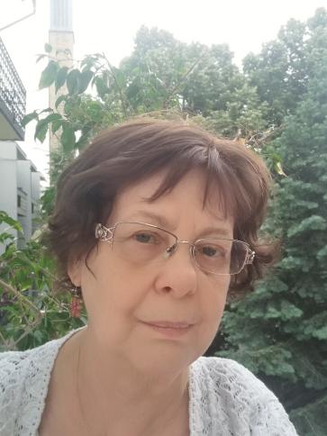 Gabriella, 77 éves szegedi társkereső nő profil fotója