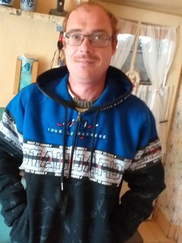 Ádám, 35 éves tiszaigari társkereső férfi profil fotója Ádám, 35 éves tiszaigari társkereső férfi profil fotója