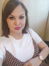 Sziasztok! Ana vagyok. Diplomás albániai párkereső férfiakat keresek randizni.