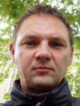 Sziasztok! János vagyok. Komoly nagybarcai párkereső nők jelentkezését várom.