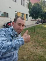 Sziasztok! Tibor vagyok. Online bácsalmási randizni vágyó nők kattinsatok a kedvenc gombra.
