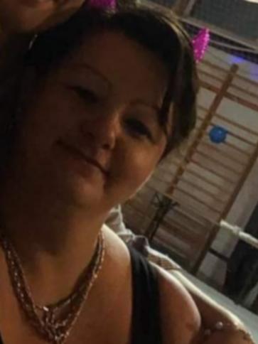 Anita, 44 éves lajoskomáromi társkereső nő profil fotója