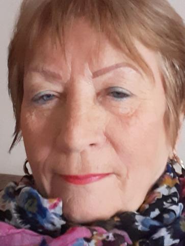 Rózsa, 72 éves székesfehérvári társkereső nő profil fotója
