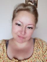 Sziasztok! Annamária vagyok. Igényes komáromi párkereső férfit keresek.