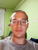 Sziasztok! Dávid vagyok. Komoly szamosszegi párkereső nők jelentkezését várom.