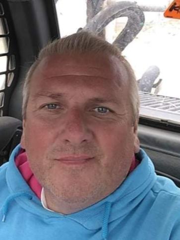 Béla, 48 éves olaszfalui társkereső férfi profil fotója