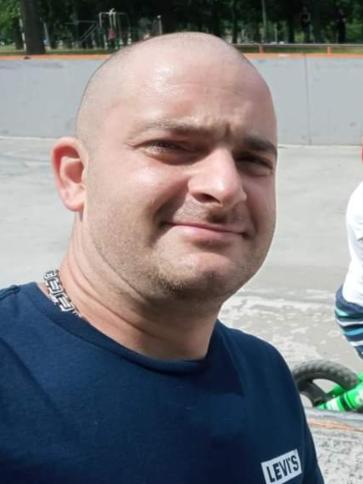 András, 41 éves Budapest XXI. kerületi társkereső férfi profil fotója