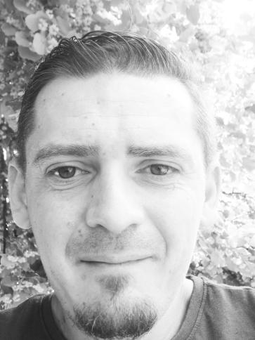 Joci, 37 éves nyírbátori társkereső férfi profil fotója