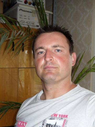 Tamás, 44 éves ózdi társkereső férfi profil fotója