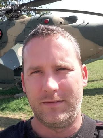 Norbi, 41 éves lenti társkereső férfi profil fotója