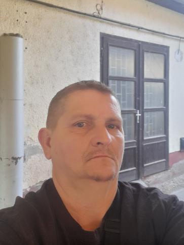 Róbert, 56 éves makói társkereső férfi profil fotója