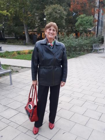 Aranka, 63 éves érdi társkereső nő profil fotója