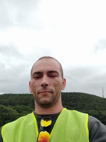 Géza, 40 éves nagycenki társkereső férfi profil fotója