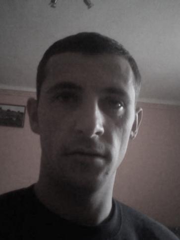 Farkas, 39 éves ebergőci társkereső férfi profil fotója
