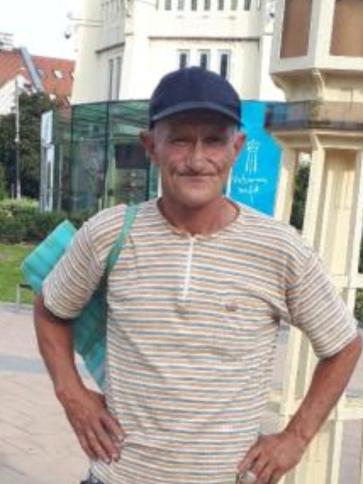 János, 64 éves komáromi társkereső férfi profil fotója