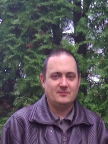 Feri, 44 éves balatonfűzfői társkereső férfi profil fotója