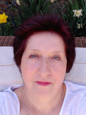 Anikó, 61 éves kőszegi társkereső nő profil fotója