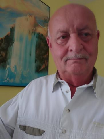 Miklós, 69 éves Budapest XIX. kerületi társkereső férfi profil fotója