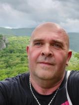 Sziasztok! Gyula vagyok. Online tiszafüredi randizni vágyó nők kattinsatok a kedvenc gombra.
